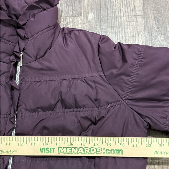 Elegant Women's Plum Puffer Jacket - Picture 13 of 13